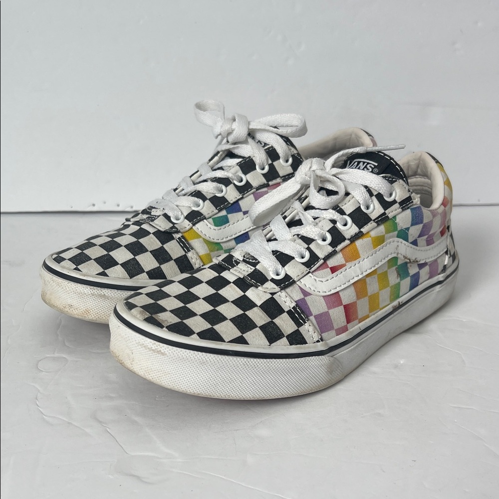 Women’s Rainbow Black Checkered Vans Size Missy Sz 5 🍒